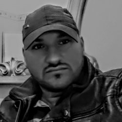 romeofavor bélyegképe