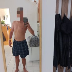 HornBoi bélyegképe