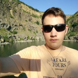 Tomo bélyegképe